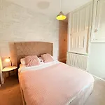 Little Cosy Getaway -