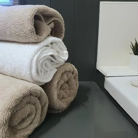 Little Cosy Getaway - * 요크